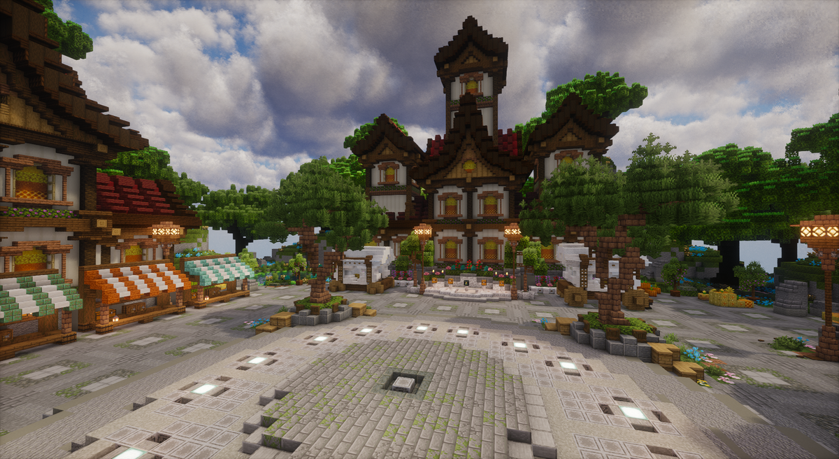 Everwood Plaza Spawn — Minecraft lobby, screenshot 1